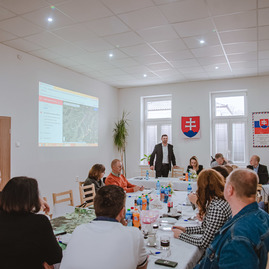 Zväčšiť fotografiu - Pri výstavbe hornonitrianskej cyklomagistrály bude spolupráca mimoriadne dôležitá - TSK_cykloHN_mini-37