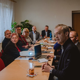 Zväčšiť fotografiu - Pri výstavbe hornonitrianskej cyklomagistrály bude spolupráca mimoriadne dôležitá - TSK_cykloHN_mini-7