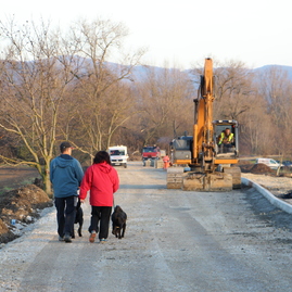 Prvé kilometre vážskej cyklomagistrály sú už realitou. o tom, aký názov megaprojekt dostane, rozhodne verejnosť. - IMG_9555