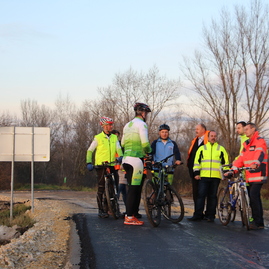 Prvé kilometre vážskej cyklomagistrály sú už realitou. o tom, aký názov megaprojekt dostane, rozhodne verejnosť. - IMG_9593