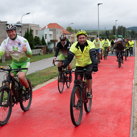 Zväčšiť fotografiu - Prvú časť hornonitrianskej cyklomagistrály otvorili spoločnou jazdou - 20230923_PE_018w