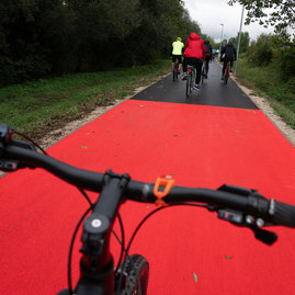 Zväčšiť fotografiu - Prvú časť hornonitrianskej cyklomagistrály otvorili spoločnou jazdou - 20230923_PE_040w