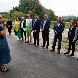 Zväčšiť fotografiu - Prvú časť hornonitrianskej cyklomagistrály otvorili spoločnou jazdou - 20230923_PE_048w