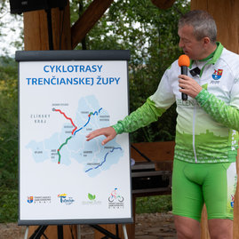 Zväčšiť fotografiu - Prvú časť hornonitrianskej cyklomagistrály otvorili spoločnou jazdou - 20230923_PE_060w