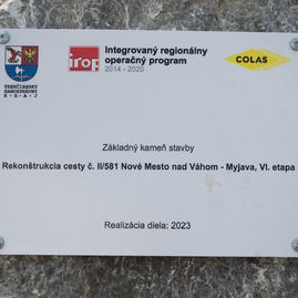 Zväčšiť fotografiu - Rekonštrukcia cesty ii/581 pokračuje úsekom cez mesto stará turá - 20230320_TSK_144w