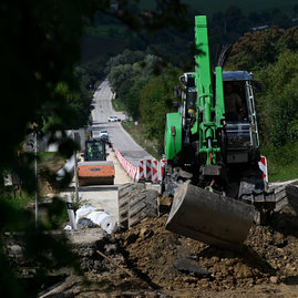 Zväčšiť fotografiu - Rekonštrukcia cesty medzi novým mestom n/v a myjavou napreduje - 20210902_TSK_cesty_018w