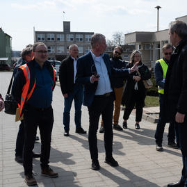 Zväčšiť fotografiu - Rekonštrukcia cesty z trenčianskej teplej do dežeríc pokračuje iv. etapou - 20230320_TSK_060w