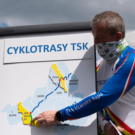 Zväčšiť fotografiu - Skúsenosti s výstavbou krajských cyklotrás posúvame ďalej - 20200601_TSK_cyklotrasa_160w