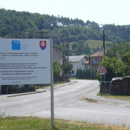 Slávnostná prezentácia zrekonštruovanej cesty v uhrovci - P1130367_resize