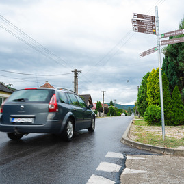 Zväčšiť fotografiu - Spojnica dvoch krajov a dvoch okresov je opäť otvorená - TSK_Veľké Uherce_Skýcov_otvorenie_mini (59 of 64)