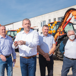 Zväčšiť fotografiu - Správa ciest tsk je vyzbrojená novou technikou - TSK_Odovzdávanie techniky SC TSK 2020 (20 of 56)