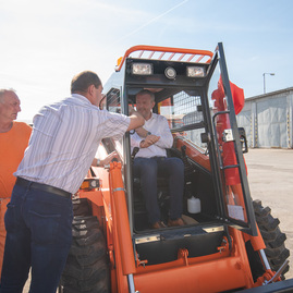 Zväčšiť fotografiu - Správa ciest tsk je vyzbrojená novou technikou - TSK_Odovzdávanie techniky SC TSK 2020 (43 of 56)