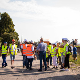 Zväčšiť fotografiu - Starý most je minulosťou, zložili ho žeriavy - TSK_most IL_08_23_mini-11