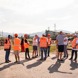 Zväčšiť fotografiu - Starý most je minulosťou, zložili ho žeriavy - TSK_most IL_08_23_mini-15