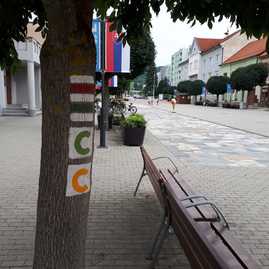 Zväčšiť fotografiu - Svetový deň cyklistiky v cyklistickej župe - Obnova cykloznačenia (1)