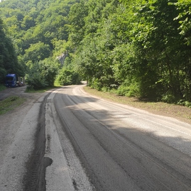 Zväčšiť fotografiu - Trenčianska župa opraví takmer 60 km ciest za približne 7,5 mil. eur - IMG_20210716_110118