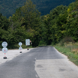 Trenčianska župa opravuje cesty za historických 6 miliónov eur - Začiatok prác na opravách ciest, Bezovec 2018 (okres Nové Mesto nad Váhom) (16)