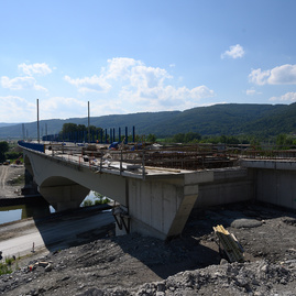Trenčianska župa rokovala so zástupcami žsr, nové investičné zámery železníc by mali pomôcť regiónu hornej nitry i považia - 20190702_TSK_zeleznica_PU_ZA_005w
