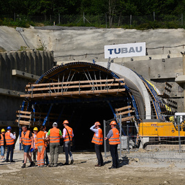 Trenčianska župa rokovala so zástupcami žsr, nové investičné zámery železníc by mali pomôcť regiónu hornej nitry i považia - 20190702_TSK_zeleznica_PU_ZA_006w
