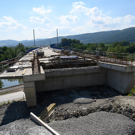 Trenčianska župa rokovala so zástupcami žsr, nové investičné zámery železníc by mali pomôcť regiónu hornej nitry i považia - 20190702_TSK_zeleznica_PU_ZA_011w