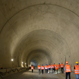 Trenčianska župa rokovala so zástupcami žsr, nové investičné zámery železníc by mali pomôcť regiónu hornej nitry i považia - 20190702_TSK_zeleznica_PU_ZA_015w