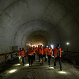 Trenčianska župa rokovala so zástupcami žsr, nové investičné zámery železníc by mali pomôcť regiónu hornej nitry i považia - 20190702_TSK_zeleznica_PU_ZA_016w