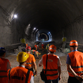Trenčianska župa rokovala so zástupcami žsr, nové investičné zámery železníc by mali pomôcť regiónu hornej nitry i považia - 20190702_TSK_zeleznica_PU_ZA_027w