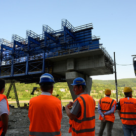 Trenčianska župa rokovala so zástupcami žsr, nové investičné zámery železníc by mali pomôcť regiónu hornej nitry i považia - 20190702_TSK_zeleznica_PU_ZA_037w