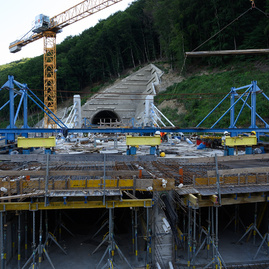 Trenčianska župa rokovala so zástupcami žsr, nové investičné zámery železníc by mali pomôcť regiónu hornej nitry i považia - 20190702_TSK_zeleznica_PU_ZA_060w