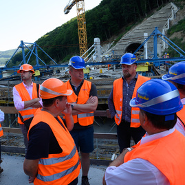 Trenčianska župa rokovala so zástupcami žsr, nové investičné zámery železníc by mali pomôcť regiónu hornej nitry i považia - 20190702_TSK_zeleznica_PU_ZA_062w