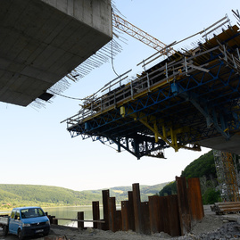 Trenčianska župa rokovala so zástupcami žsr, nové investičné zámery železníc by mali pomôcť regiónu hornej nitry i považia - 20190702_TSK_zeleznica_PU_ZA_063w