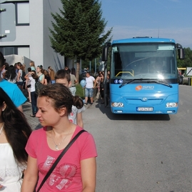 Tridsiatka nových autobusov v trenčianskom kraji s klímou, wifi, vyšším komfortom a bezpečnosťou pre cestujúcich - 001