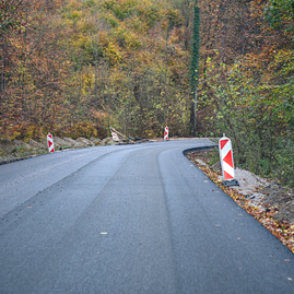 Zväčšiť fotografiu - Už o pár dní bude dokončená aj tretia etapa cesty z trenčianskej teplej do dežeríc - DSC_5569