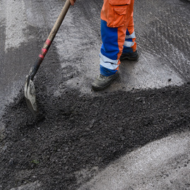 V trenčianskom kraji sa opravia cesty a mosty za rekordne vysokú sumu, celková investícia bude viac ako 21 mil. eur - 20190814_TSK_VB_cesty_018w