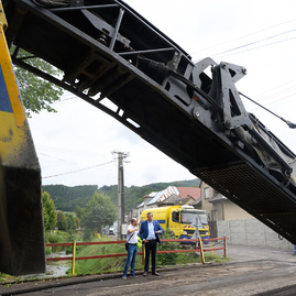 V trenčianskom kraji sa opravia cesty a mosty za rekordne vysokú sumu, celková investícia bude viac ako 21 mil. eur - 20190814_TSK_VB_cesty_024w