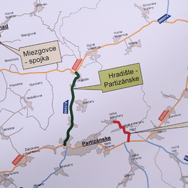 V trenčianskom kraji sa opravia cesty a mosty za rekordne vysokú sumu, celková investícia bude viac ako 21 mil. eur - 20190814_TSK_cesty_PB_most_Orlove_003w