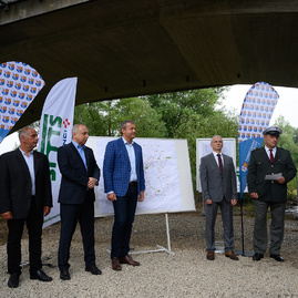V trenčianskom kraji sa opravia cesty a mosty za rekordne vysokú sumu, celková investícia bude viac ako 21 mil. eur - 20190814_TSK_cesty_PB_most_Orlove_012w