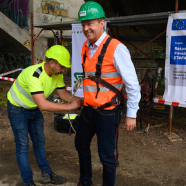 V trenčianskom kraji sa opravia cesty a mosty za rekordne vysokú sumu, celková investícia bude viac ako 21 mil. eur - 20190814_TSK_cesty_PB_most_Orlove_016w