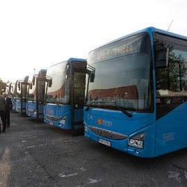Zväčšiť fotografiu - Vozový park prievidzskej sad sa rozrástol o 6 nových autobusov - 20200921_PD_SAD_016w