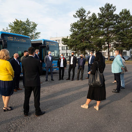 Zväčšiť fotografiu - Vozový park prievidzskej sad sa rozrástol o 6 nových autobusov - 20200921_PD_SAD_032w
