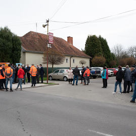 Zväčšiť fotografiu - Začala rekonštrukcia cesty z veľkých uheriec až po hranicu krajov - 20230413_TSK_cesty_113w