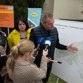 Zväčšiť fotografiu - Začala rekonštrukcia cesty z veľkých uheriec až po hranicu krajov - 20230413_TSK_cesty_114w