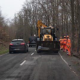 Zväčšiť fotografiu - Začala rekonštrukcia cesty z veľkých uheriec až po hranicu krajov - 20230413_TSK_cesty_148w