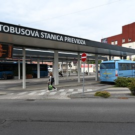 Zväčšiť fotografiu - Získajte zdarma dopravnú kartu plnú výhod