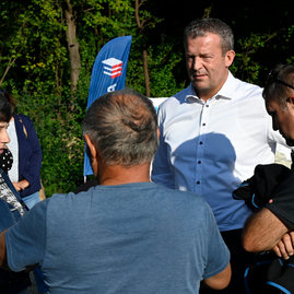 Zväčšiť fotografiu - Župa sa snaží zlepšiť dostupnosť bošáckej doliny, opravuje ďalšiu cestu - 20210902_TSK_cesty_076w