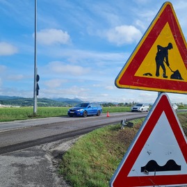 Zväčšiť fotografiu - Župa z vlastného rozpočtu opraví cesty za takmer 10,4 mil. eur - 300582915_584922923328083_5690005834720130052_n