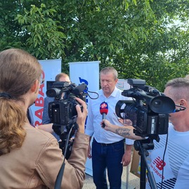 Zväčšiť fotografiu - Župa z vlastného rozpočtu opraví cesty za takmer 10,4 mil. eur - 301115956_1081646492555790_1501880632227252361_n