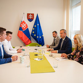 Zväčšiť fotografiu - Župan rokoval s ministrom o zmene vlakového grafikonu - TSK_vlakový grafikon_mini (6 of 11)