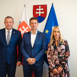 Zväčšiť fotografiu - Župan rokoval s ministrom o zmene vlakového grafikonu - TSK_vlakový grafikon_mini (8 of 11)