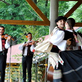 19. folklórna lysá a krajská súťaž a prehliadka folklórnych kolektívov - Folklórna Lysá (12)
